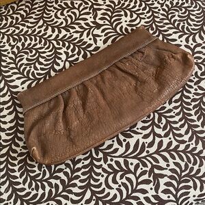 Leather Clutch with Mechanical Side Hinges – Use Brown